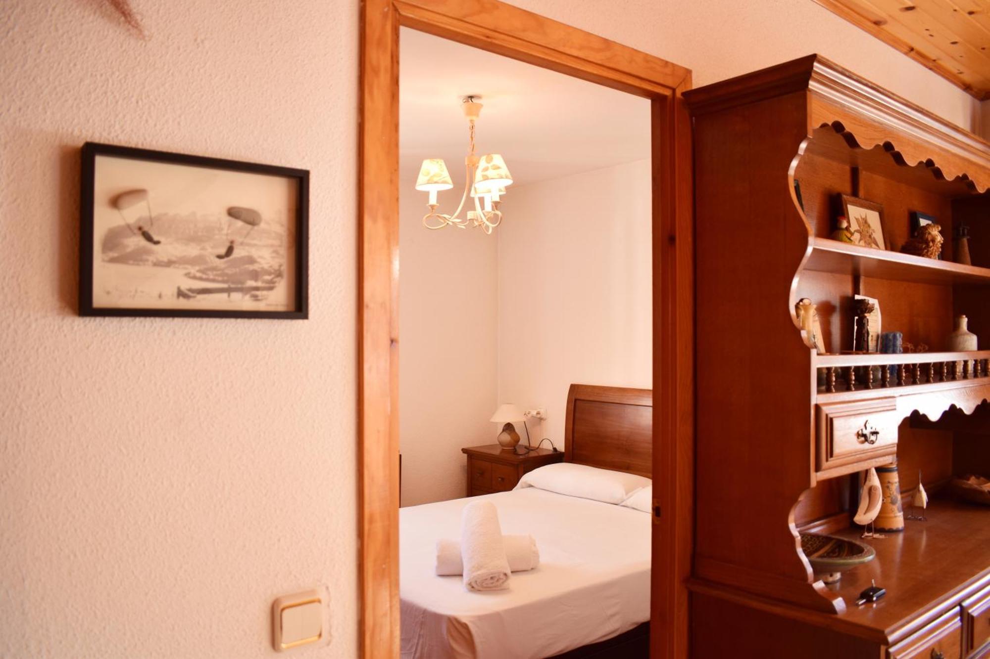 Saliecho Acogedor Apartamento Jardin Y Piscina Sallent de Gállego Exterior photo